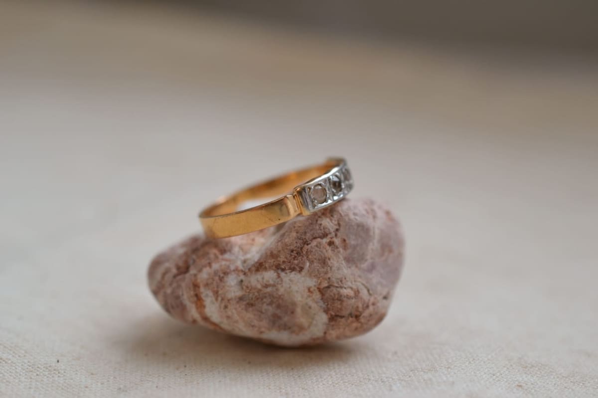 Bague jarretière pierres blanches - bague Vintage