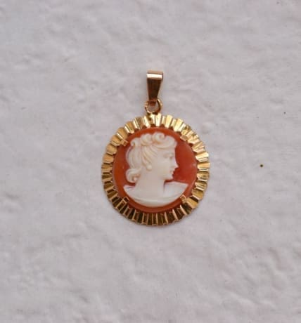 Pendentif Camée rond - pendentif ancien
