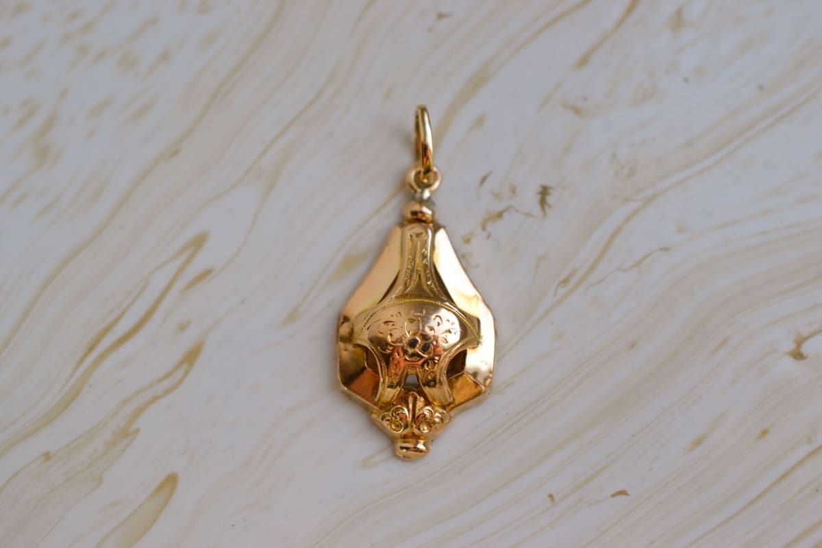 Pendentif Napoléon III en Or jaune