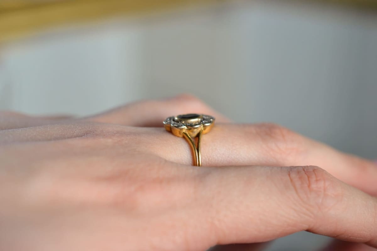 Bague Marguerite Saphir et Diamants - bague de seconde main