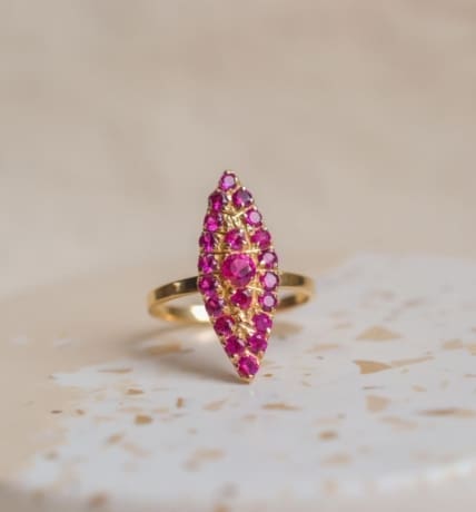 Bague Navette Rubis - bague ancienne