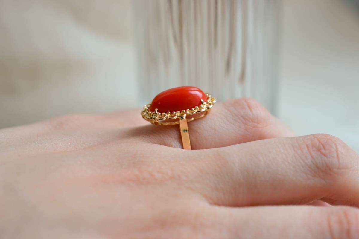 Bague cabochon Corail oval - bague de seconde main