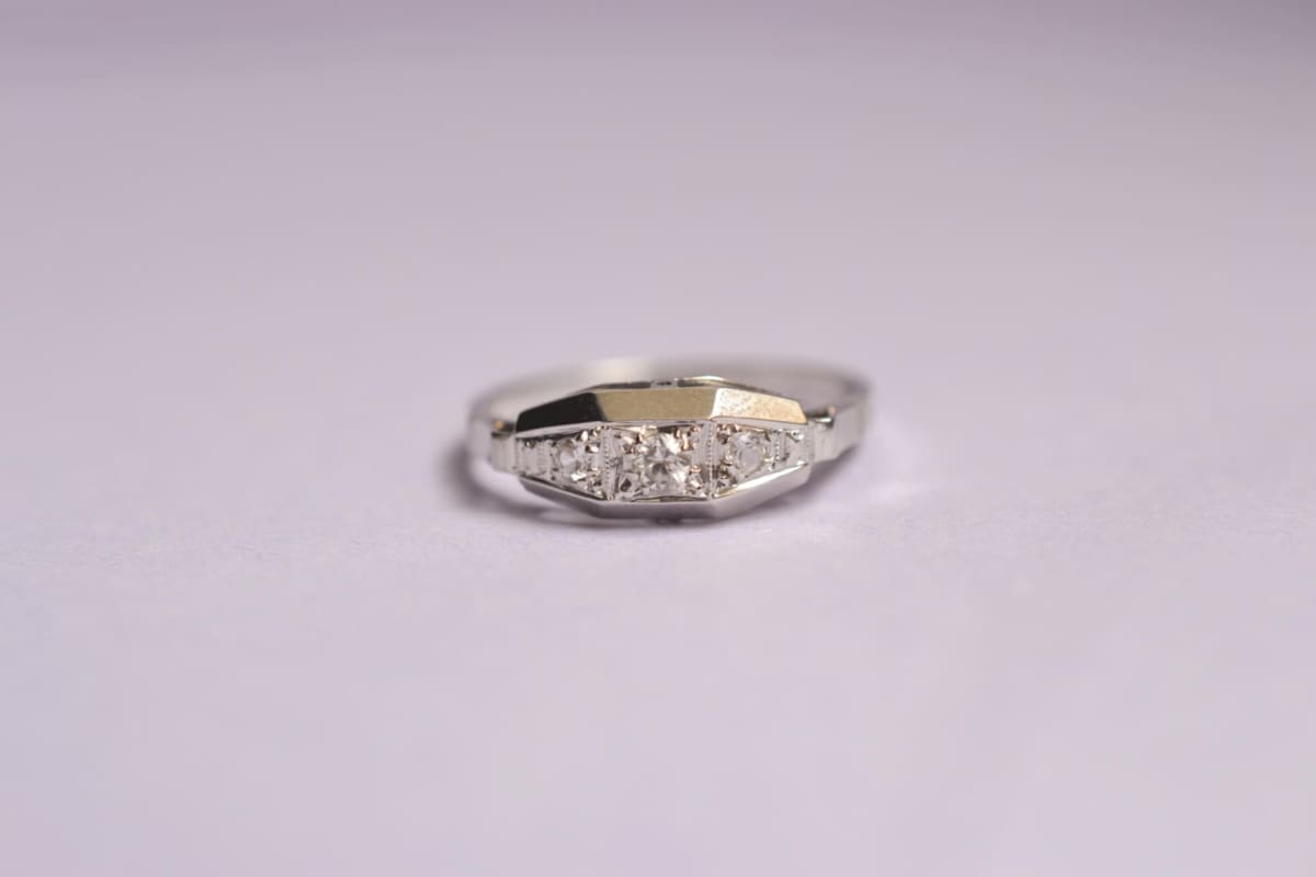 Bague Art Déco pierres blanches - bague ancienne