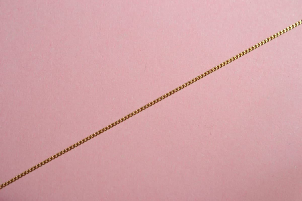 Collier Médaille + qu'hier - que demain - chaîne maille gourmette