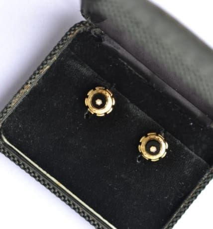 Clous d'oreilles Napoléon III Onyx et perles