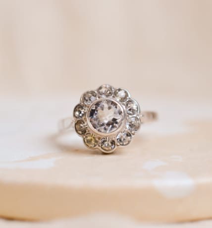Bague Marguerite en Argent sertie de pierres blanches