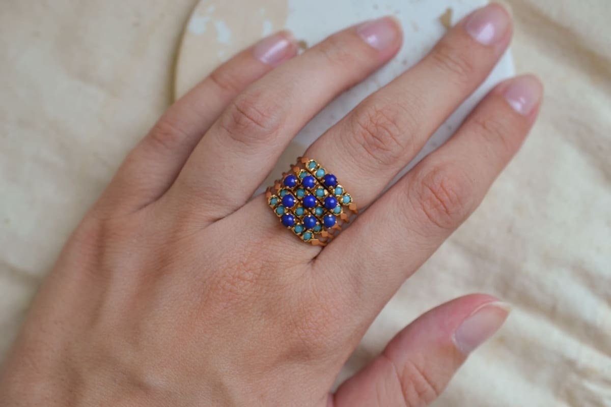 Bague Vintage Or jaune 18 carats Turquoises et Lapis Lazulis
