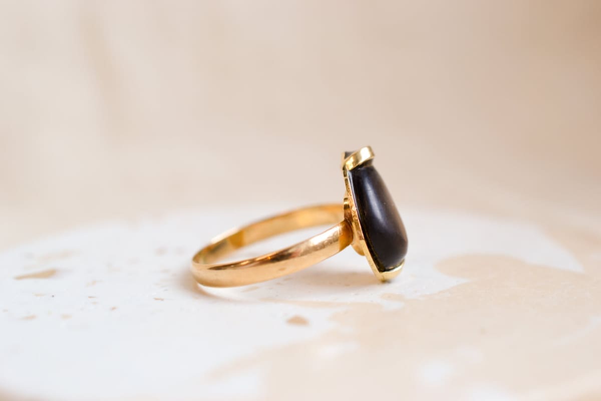 Bague Vintage en Or jaune 14 carats sertie d'une pierre de Nacre