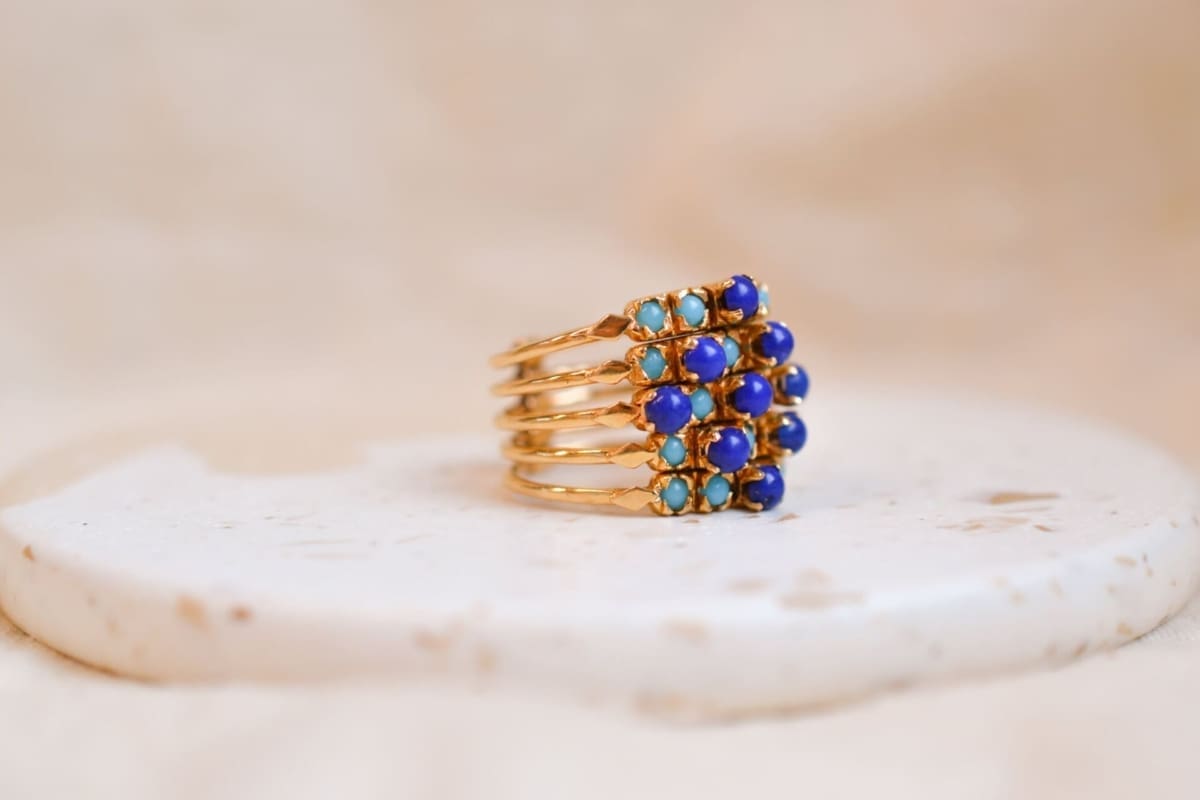 Bague ancienne Or jaune 18 carats Turquoises et Lapis Lazulis
