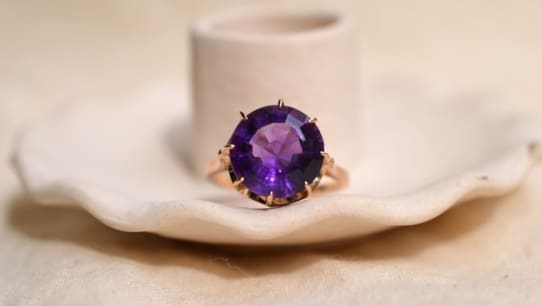Bague cocktail : audacieuse et éclatante