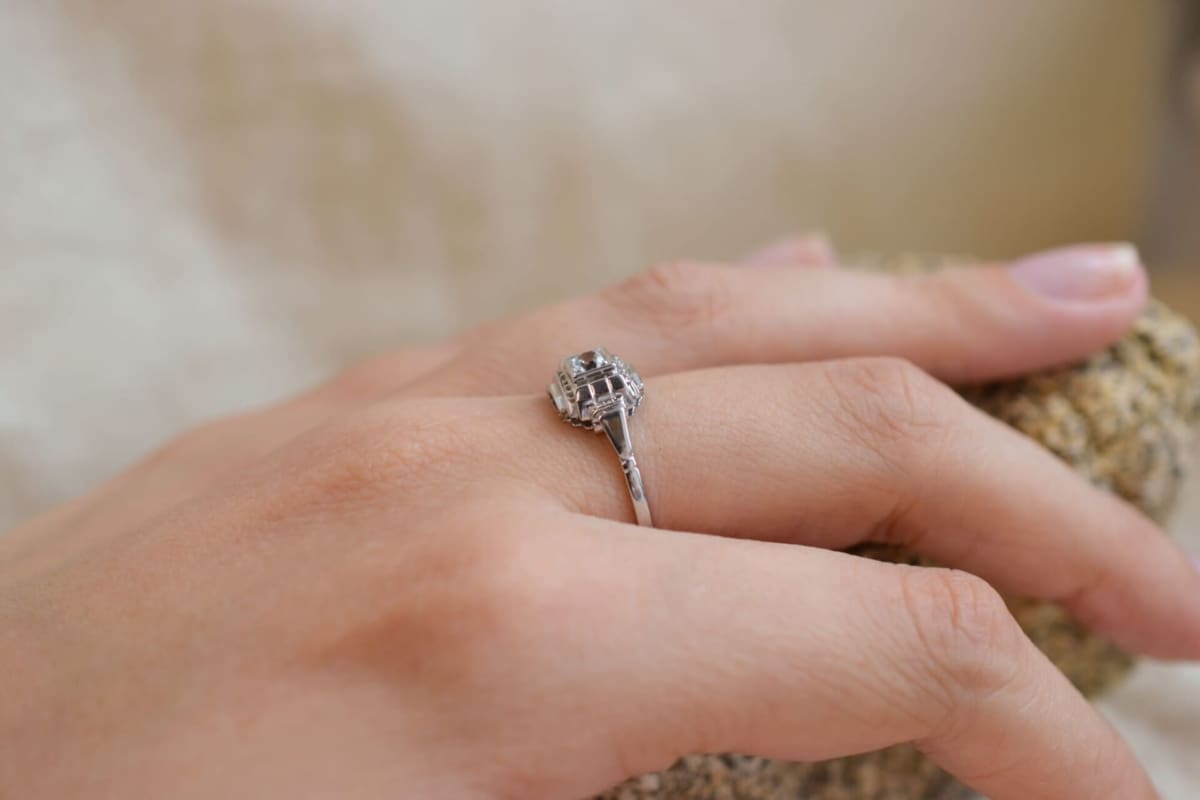 Bague de fiançailles ancienne Or blanc Oxyde