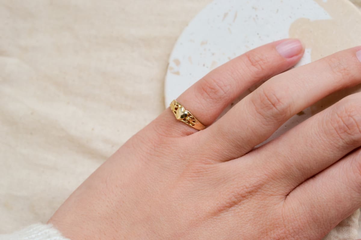 Bague de petit doigt en Or jaune 10 carats