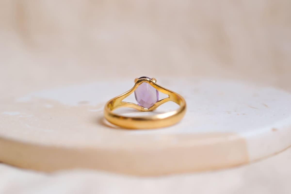 Bague seconde main Or jaune 18 carats Améthyste