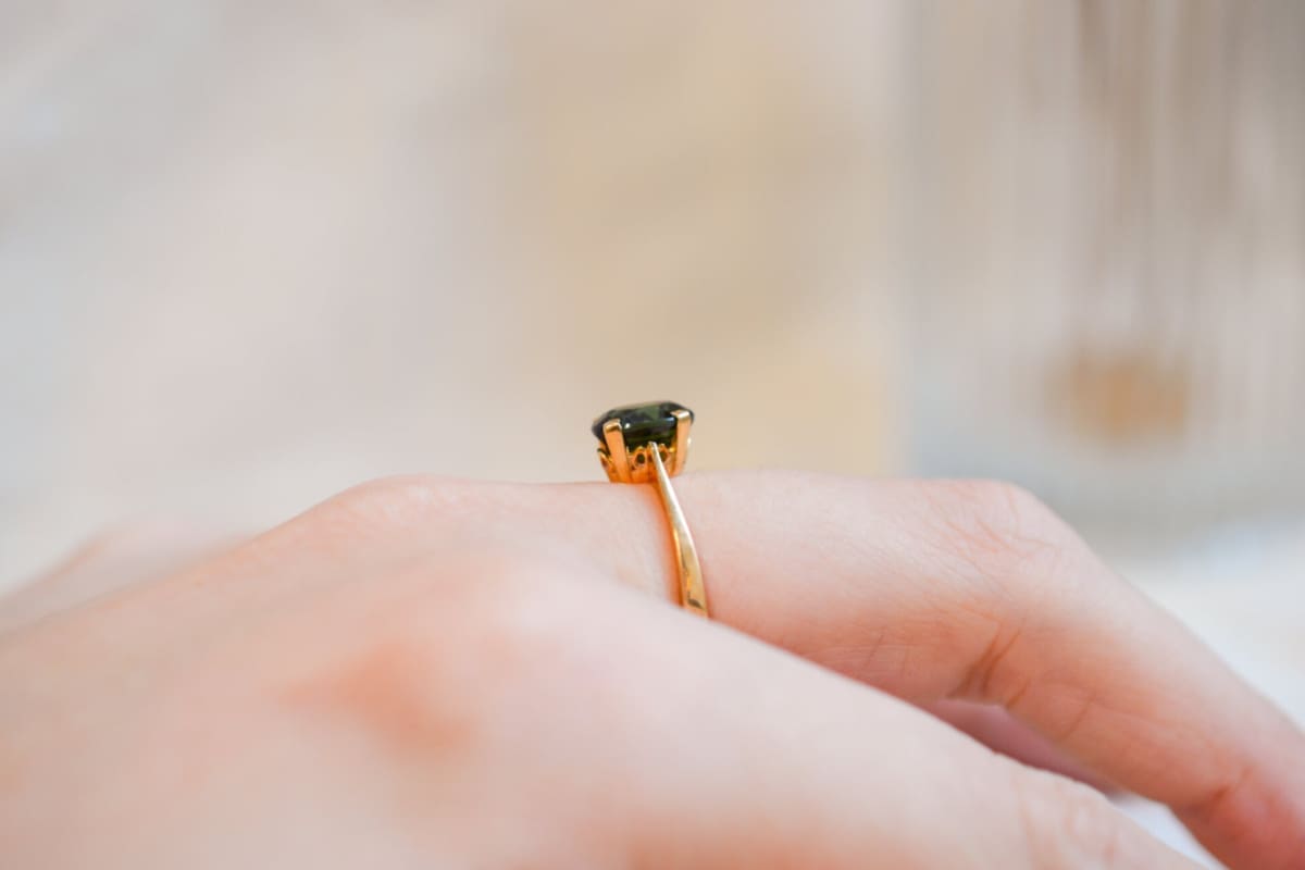 Bague de fiançailles Vintage en Or jaune 18 carats ornée d'une Tourmaline serti griffes