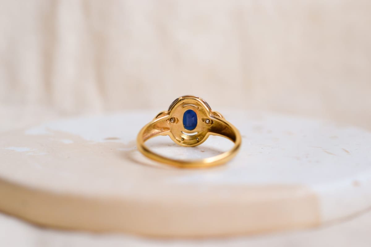 Bague de seconde main en Or jaune et Or blanc Saphir et Diamants