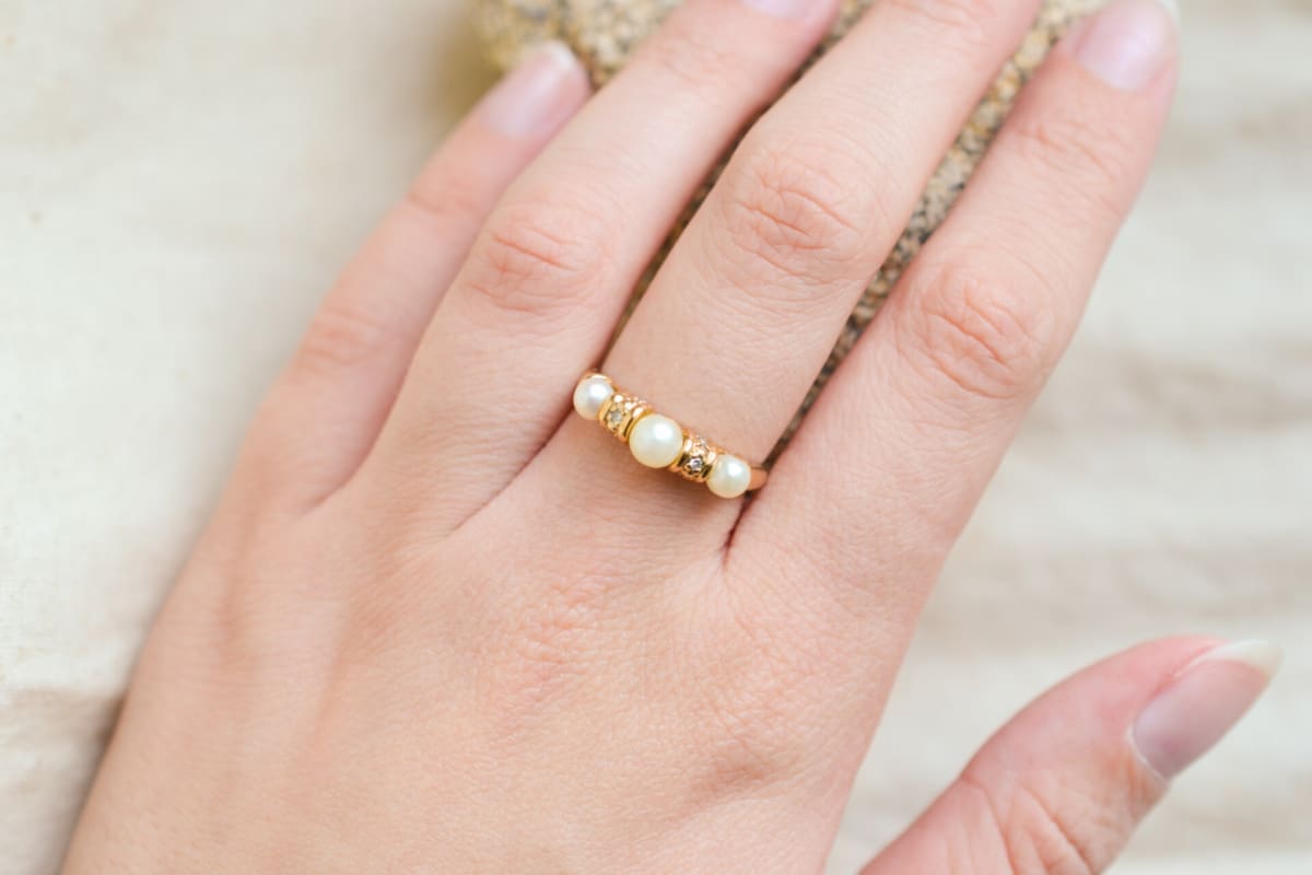 Bague godronnée Perles et Diamants - bague unique