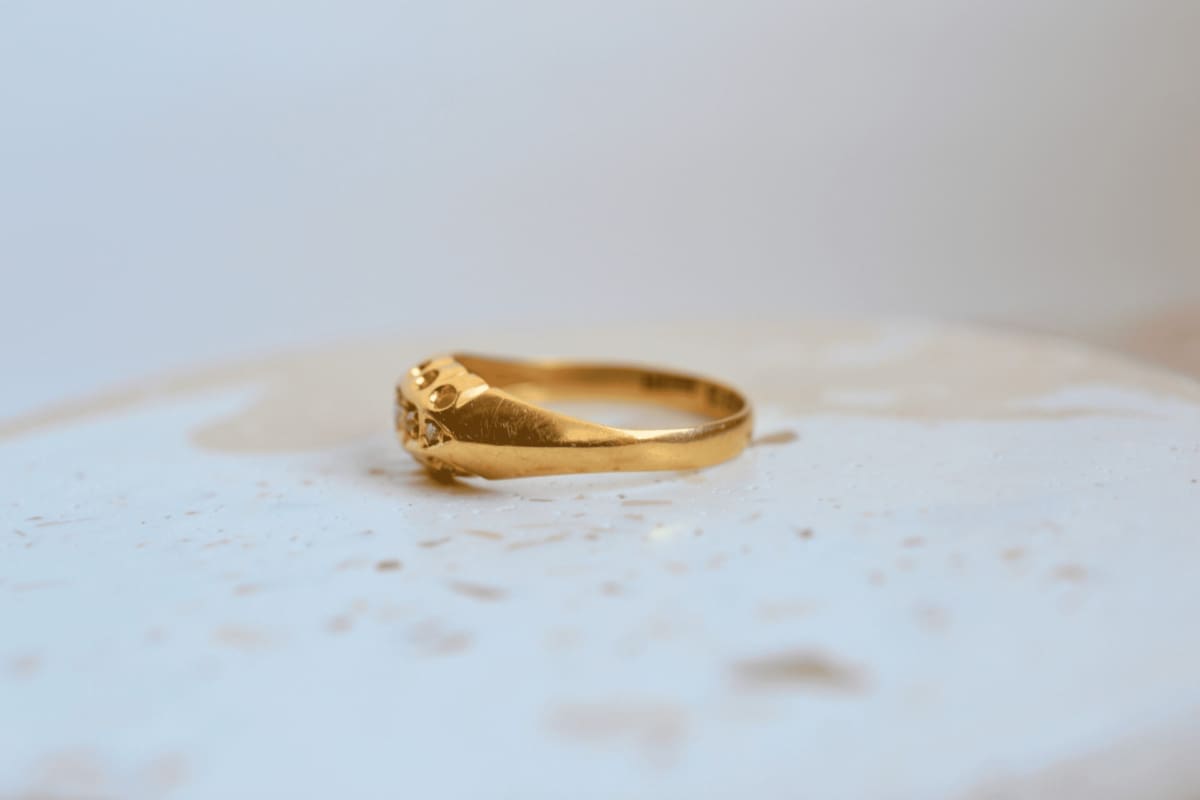 Bague jarretière 5 Diamants