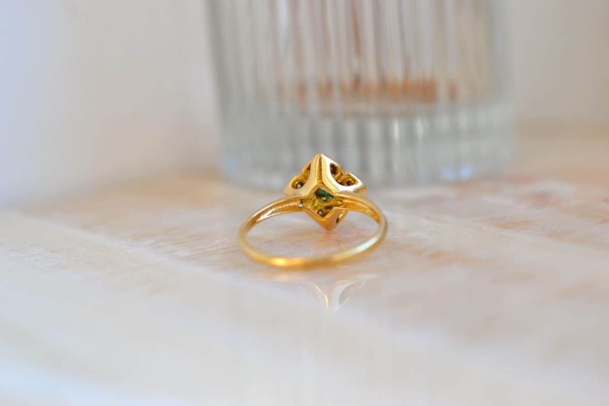 bague emeraude et diamants