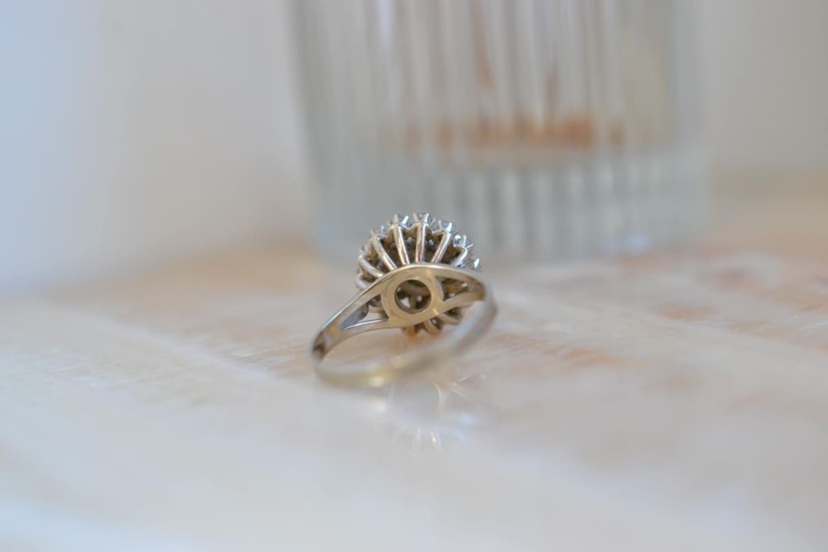 bague fleur emeraude