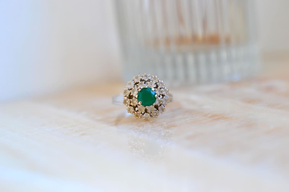 bague marguerite emeraude