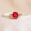 bague rectangulaire rubis de synthese