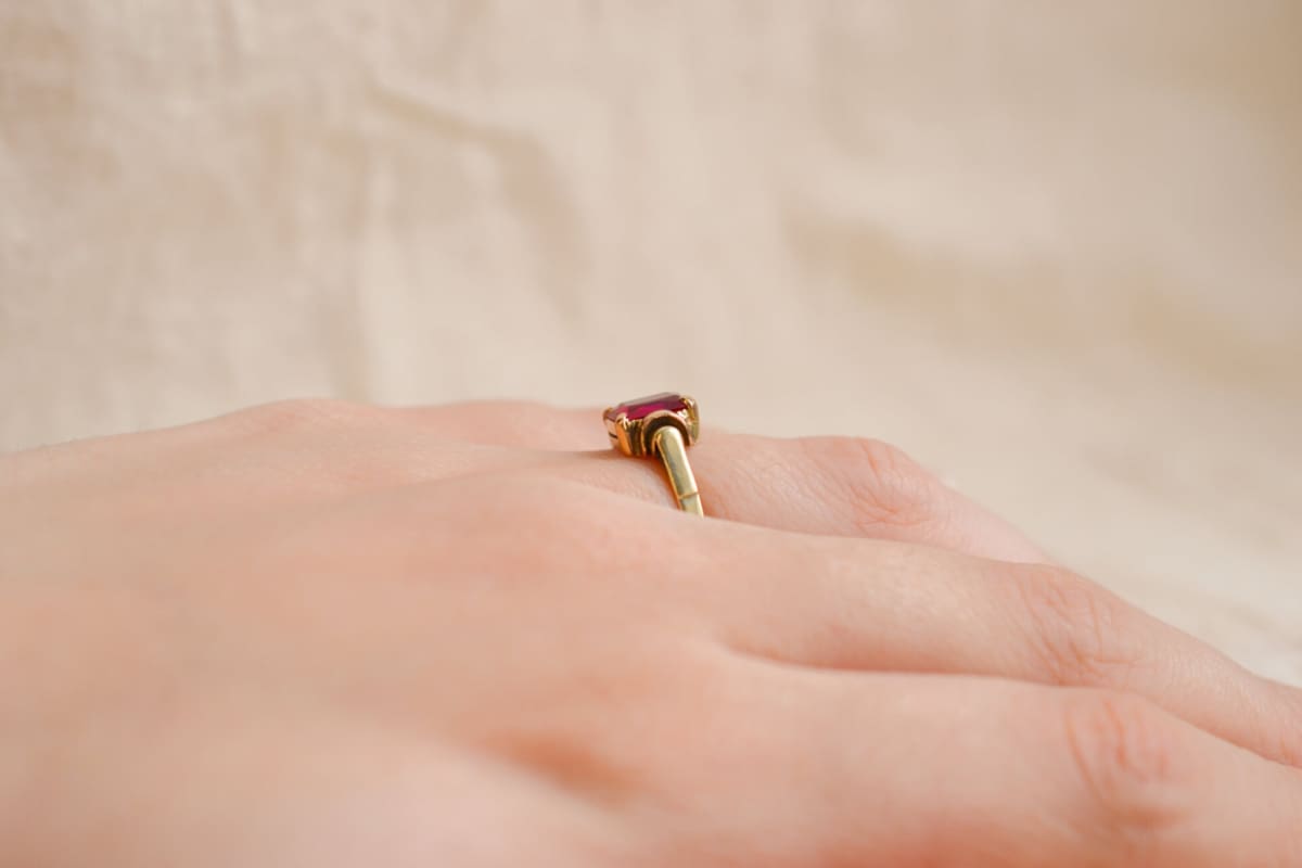bague rubis synthetique