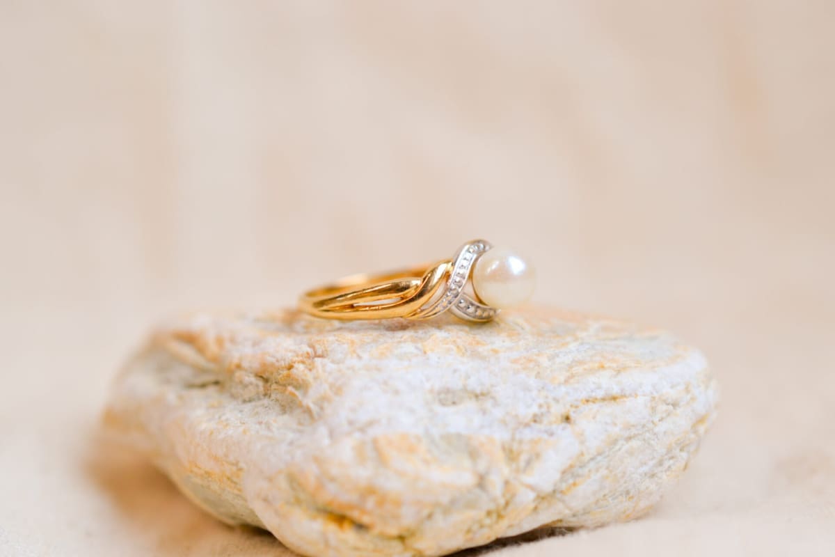 Bague entrelacée Perle 2 Ors 18 carats