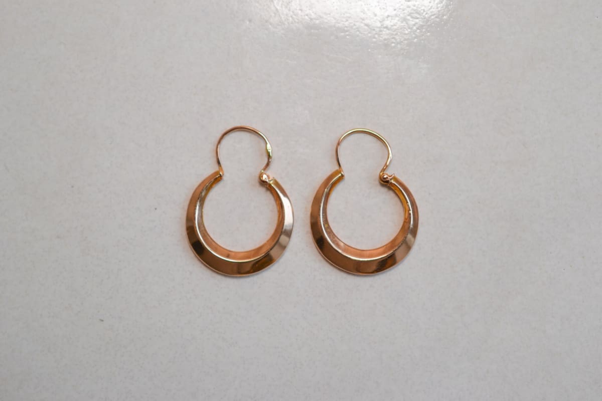 Créoles anciennes en Or jaune 18 carats