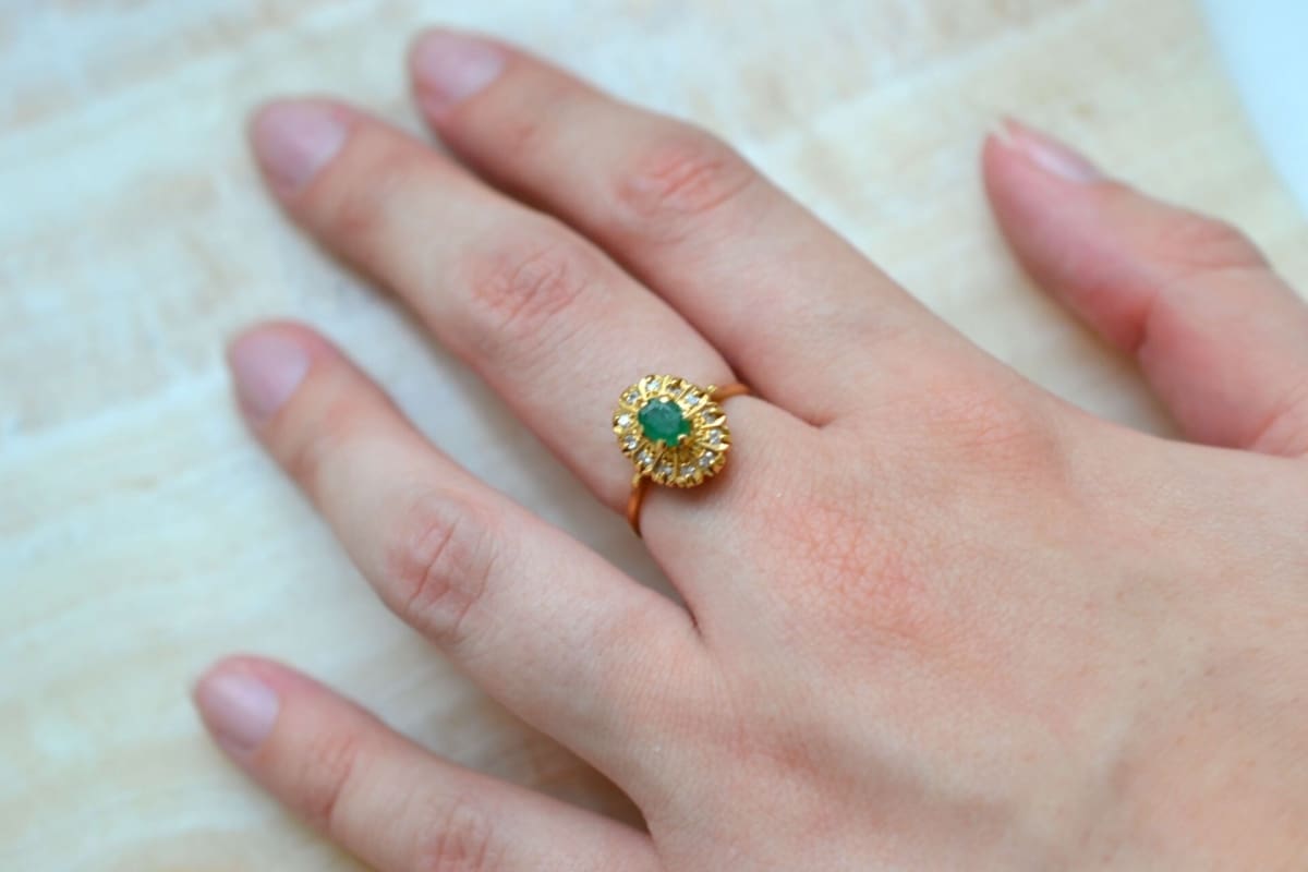 bague marguerite emeraude diamants