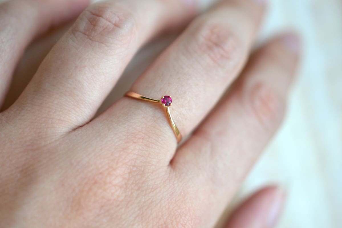 bague solitaire rubis