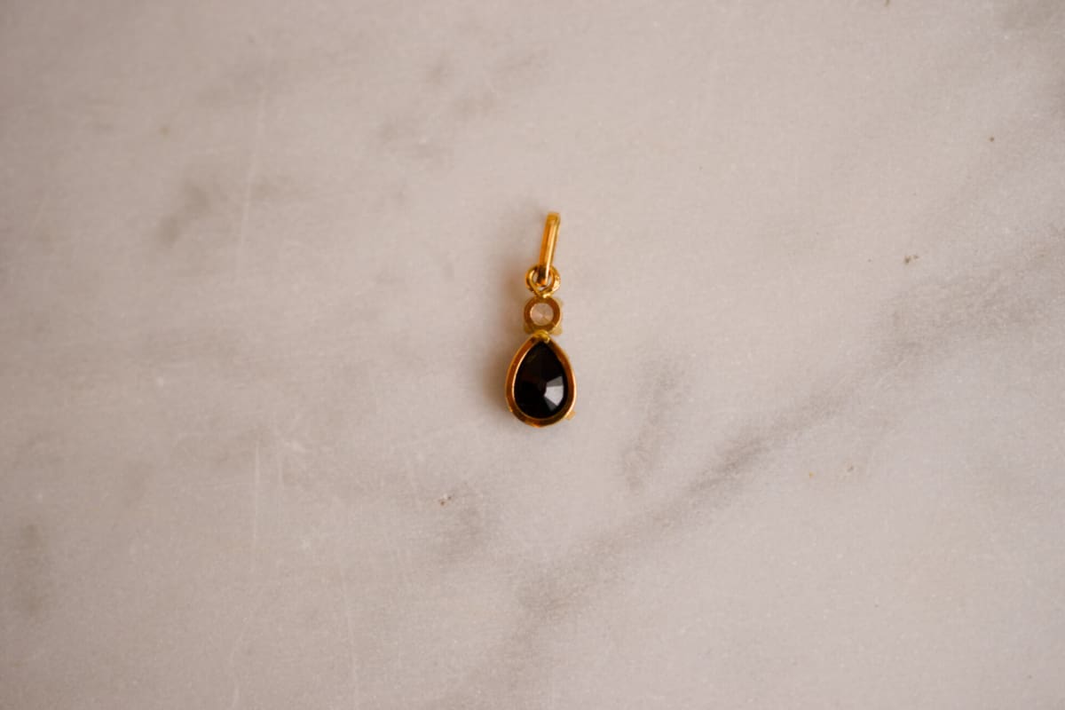 Pendentif Vintage en Or jaune 18 carats serti d'un Saphir et d'un Diamant