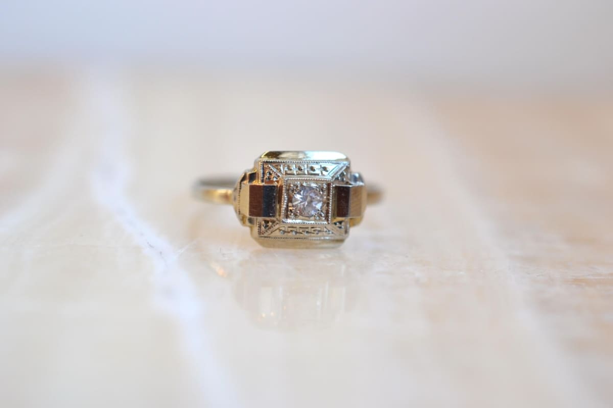 bague geometrique art deco pierre blanche