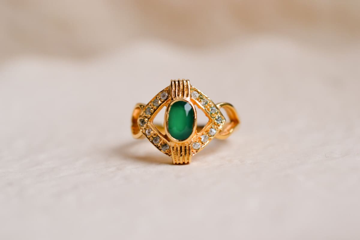 bague oeil egyptien chrysoprase