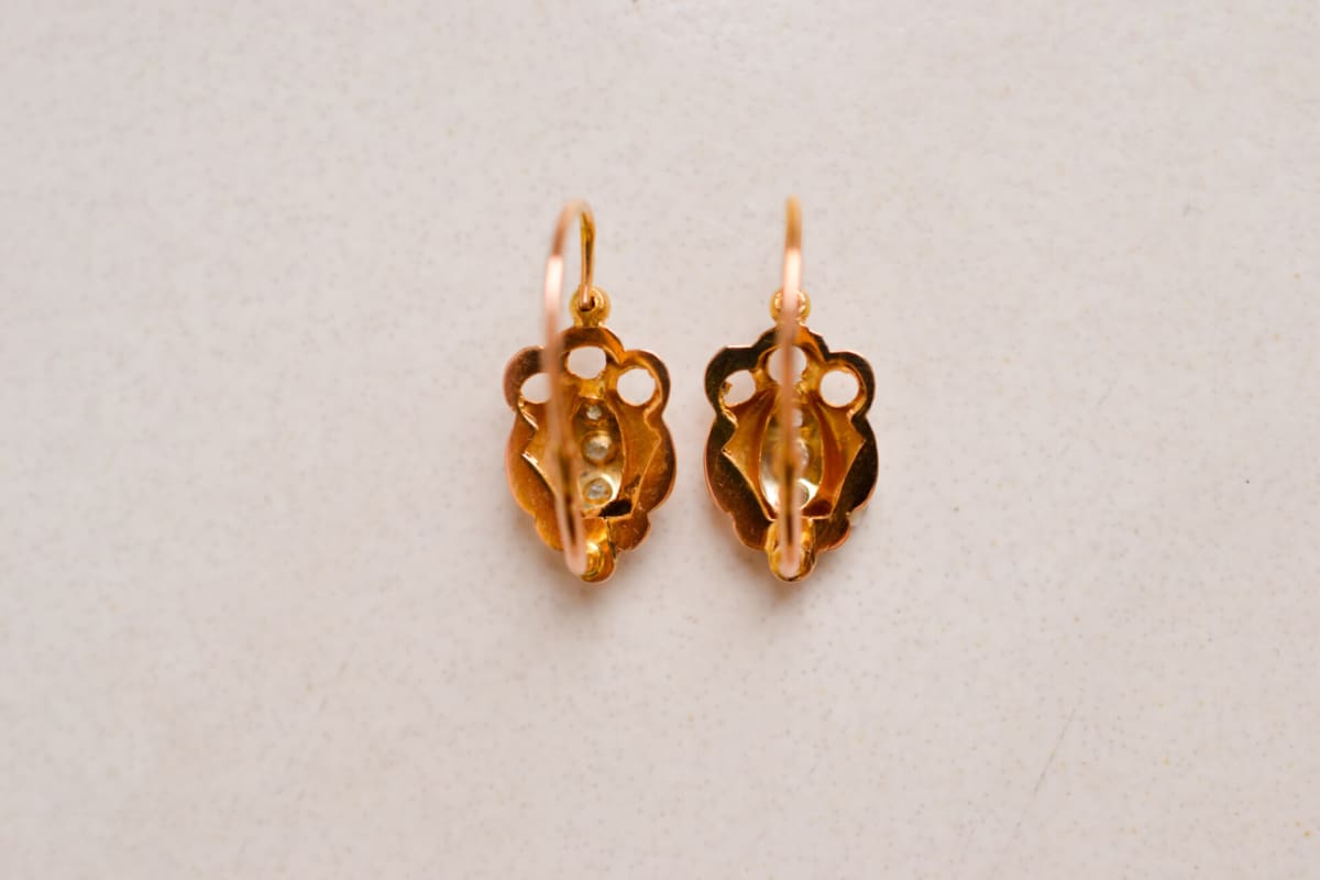 Boucles d'oreilles Vintage en Or jaune 18 carats ornées d'Oxydes sur de l'Or blanc