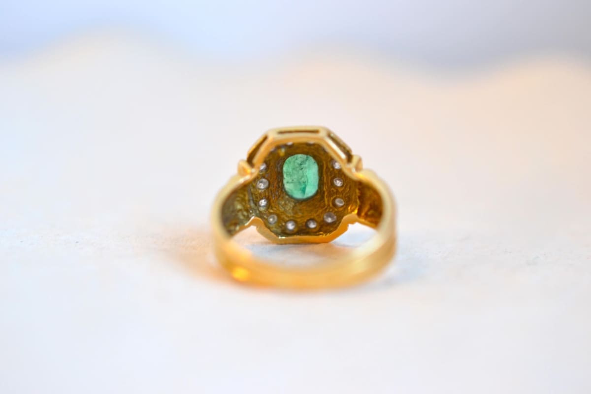 bague emeraude et diamants