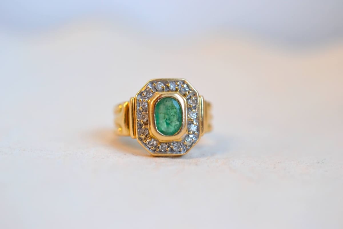 bague octogonale emeraude diamants