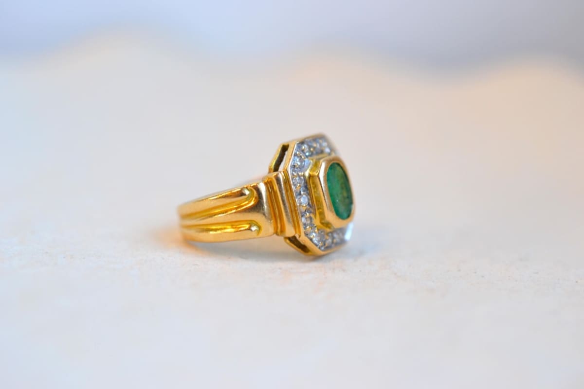 bague octogonale emeraude et diamants