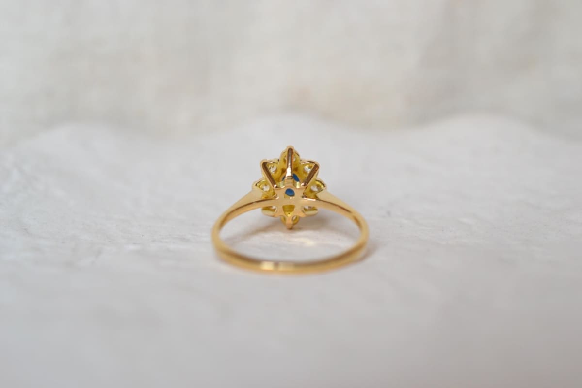 bague marguerite saphir et oxydes