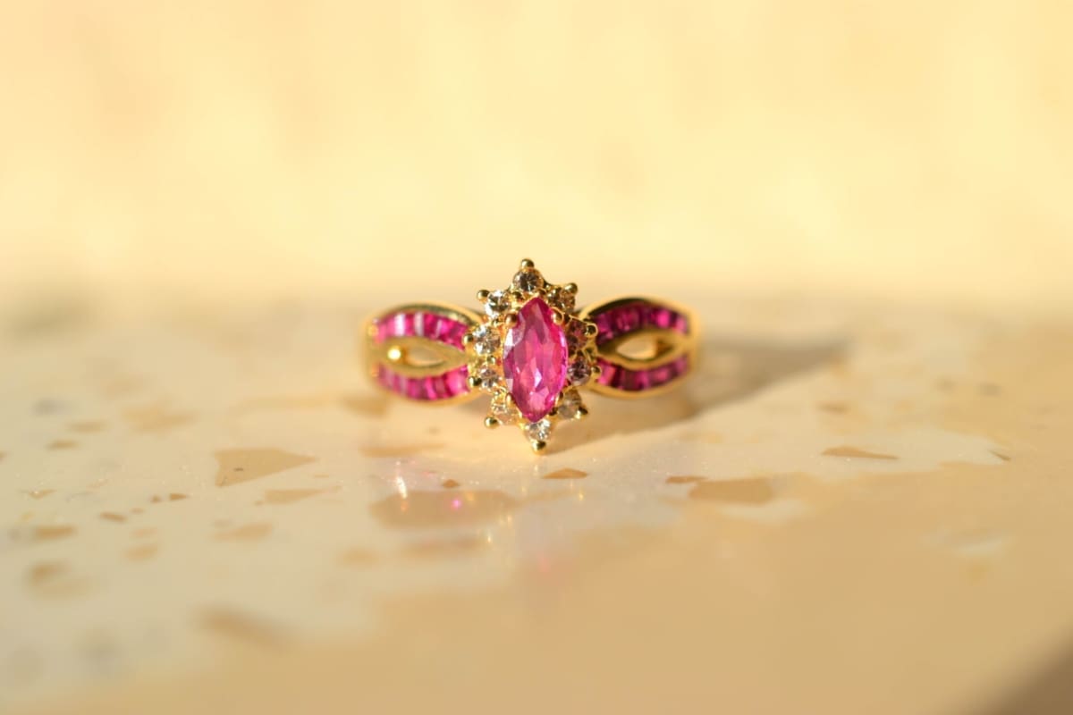 marguerite rubis diamants