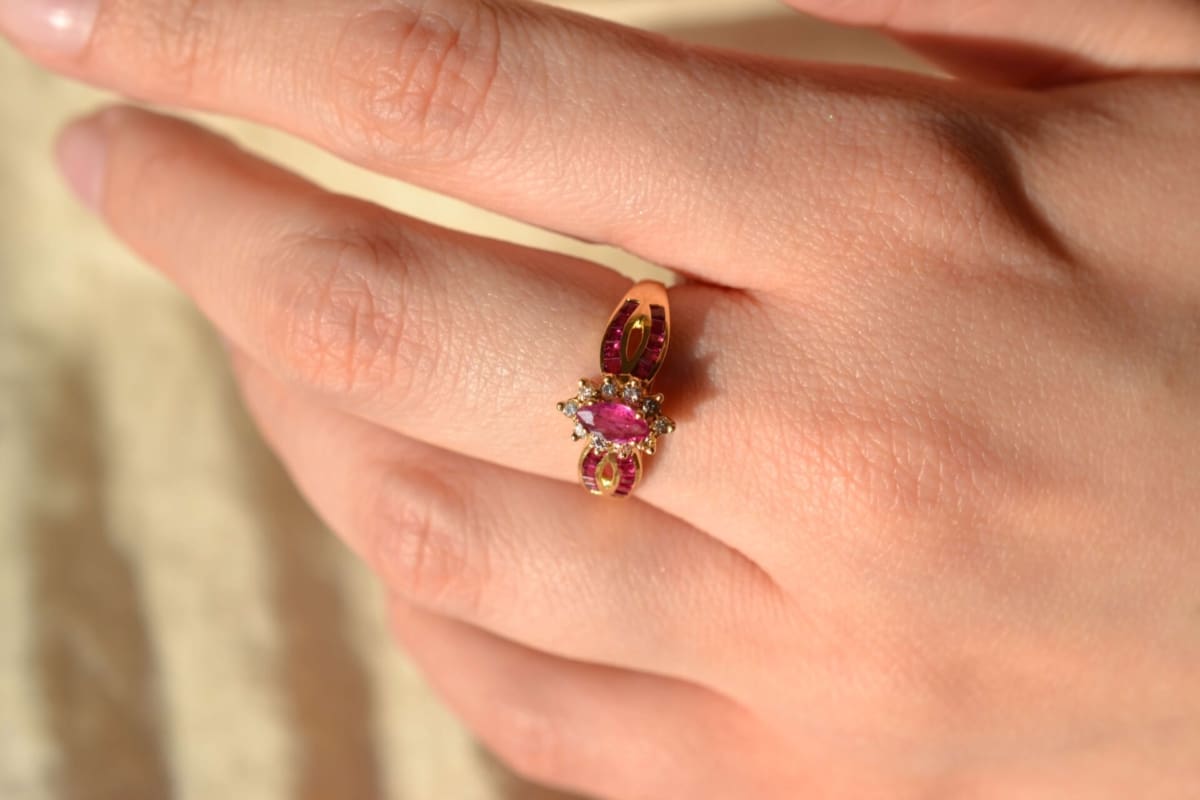 marguerite diamants et rubis