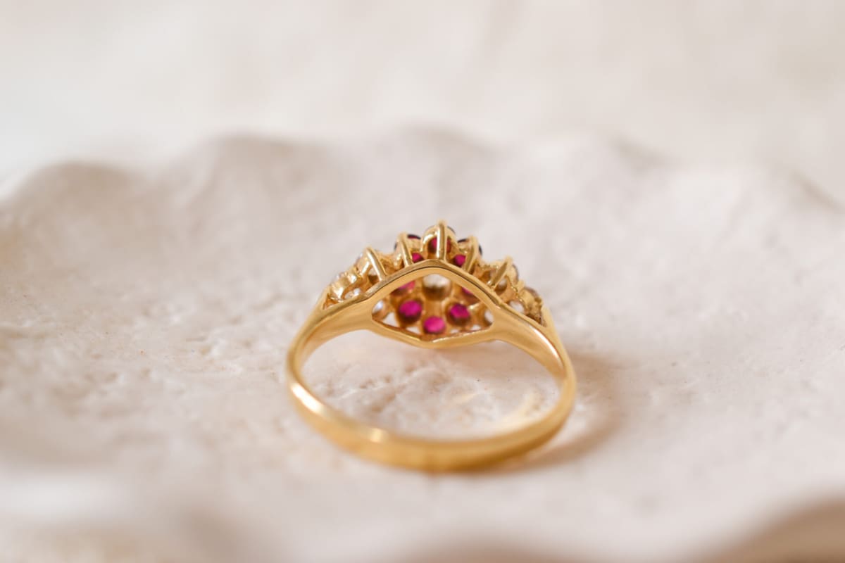 Bague Marguerite en Or jaune 18 carats