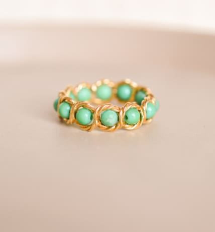 Bague ancienne en Or jaune 18 carats ornée de Turquoises mortes
