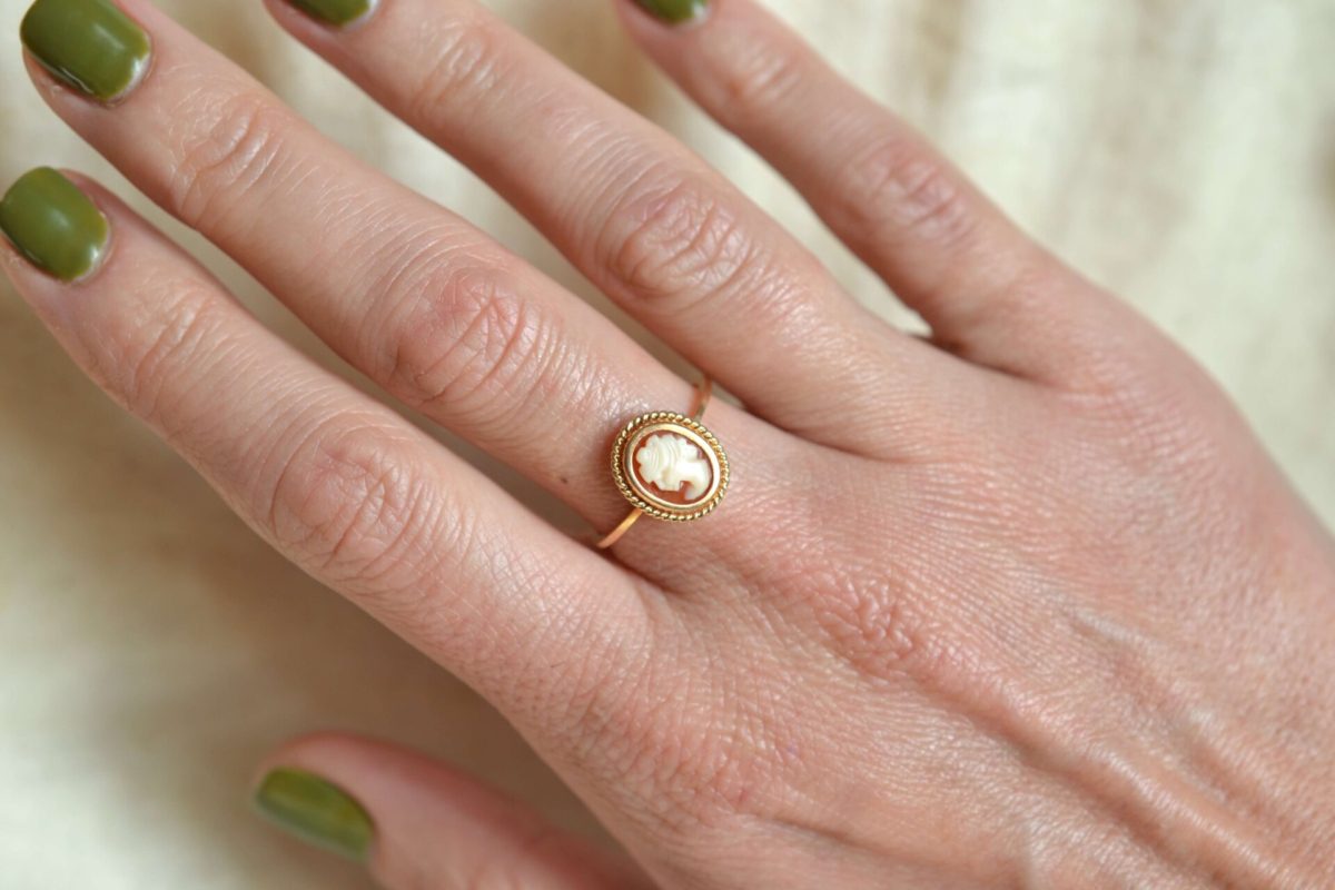 bague camee ronde
