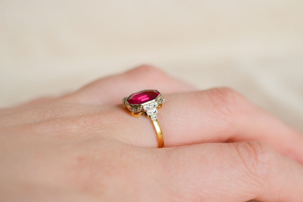 Bague de fiançailles Vintage en Or jaune 18 carats sertie d'un Rubis