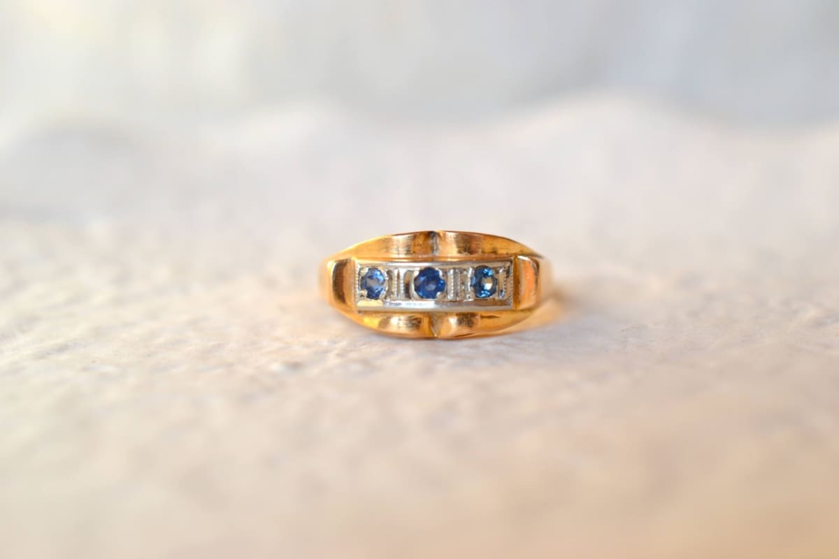 Bague saphirs art deco style tank