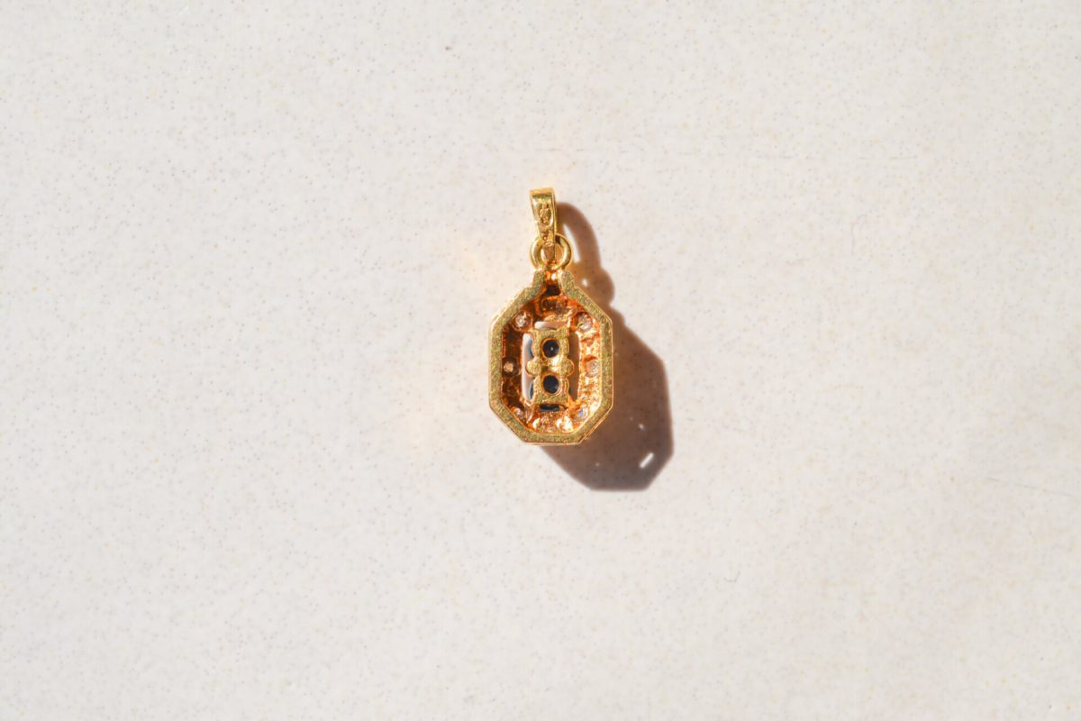 Pendentif Vintage en Or jaune 18 carats orné de Saphirs et de Diamants