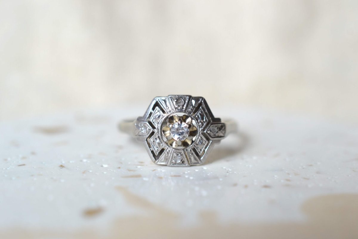 bague art deco diamant et oxydes