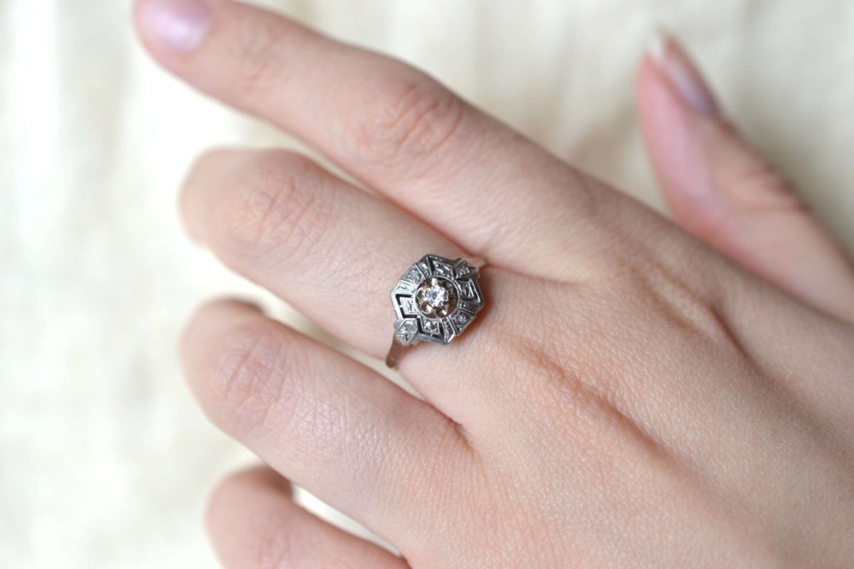 bague art deco or blanc