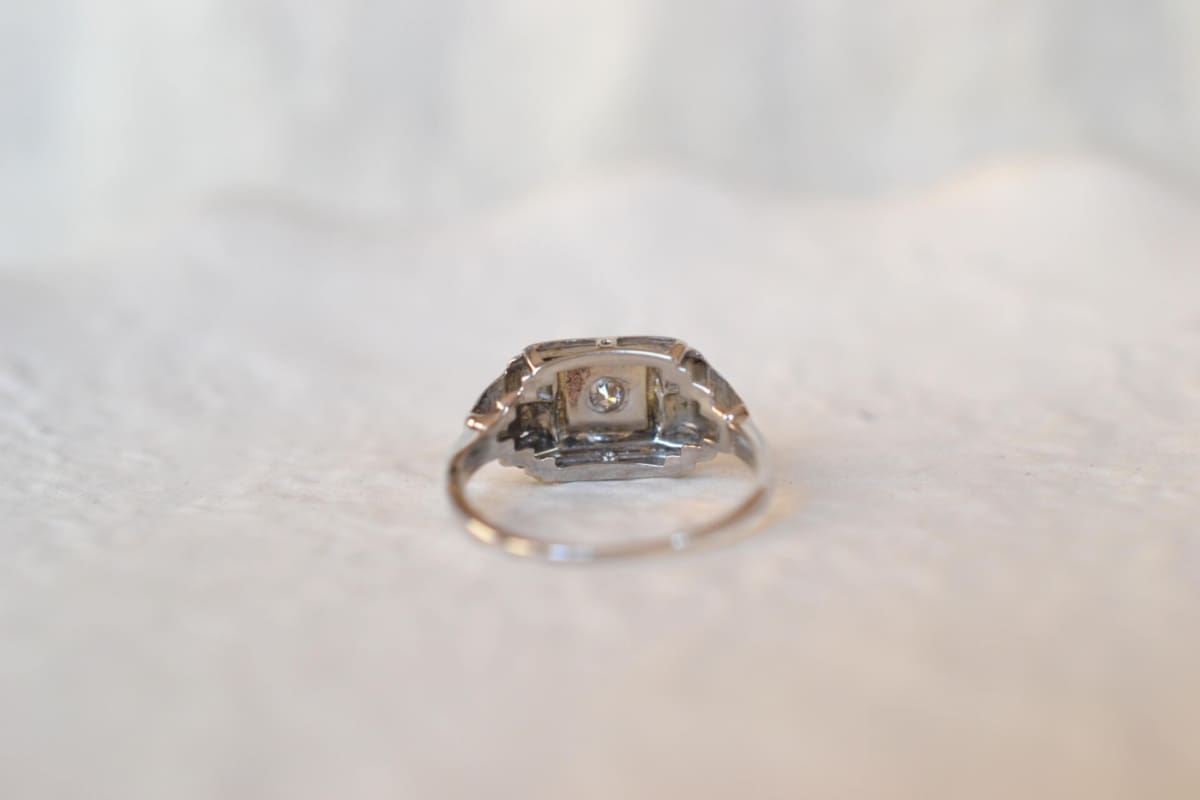 bague art deco or blanc