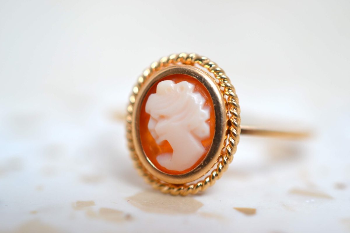 bague camee